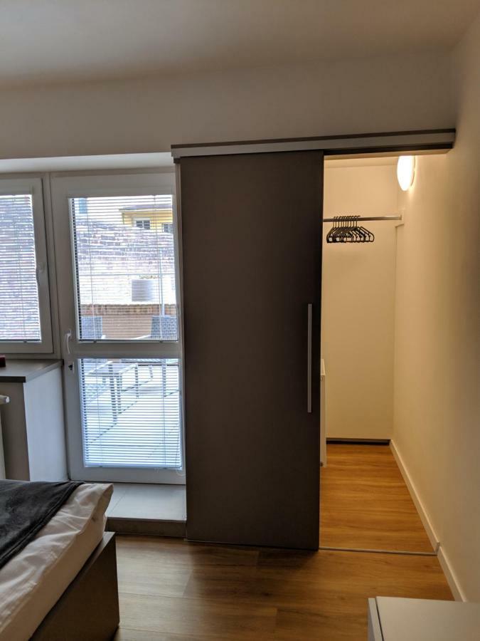 Ap 1 - Apartments 4U Brezinova "Overnight Simply" Hradec Králové Buitenkant foto