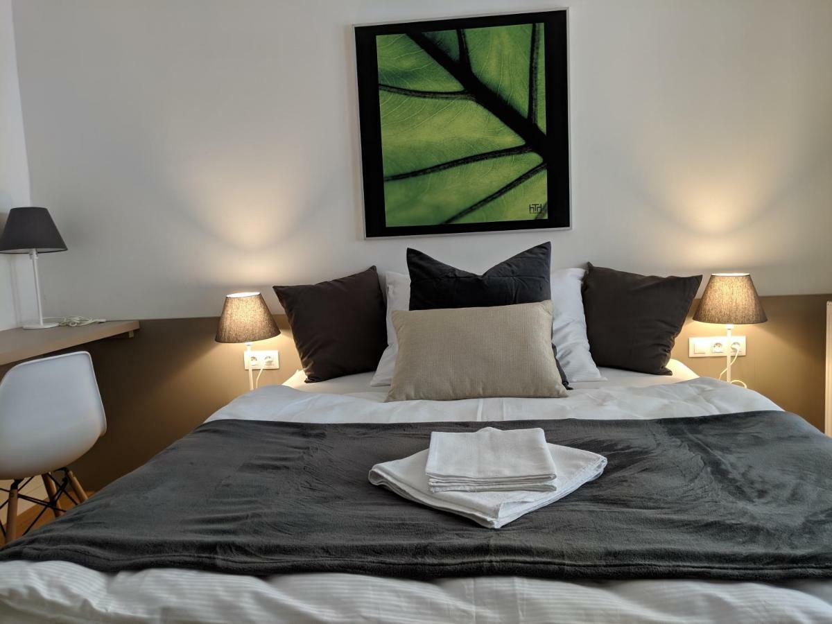 Ap 1 - Apartments 4U Brezinova "Overnight Simply" Hradec Králové Buitenkant foto